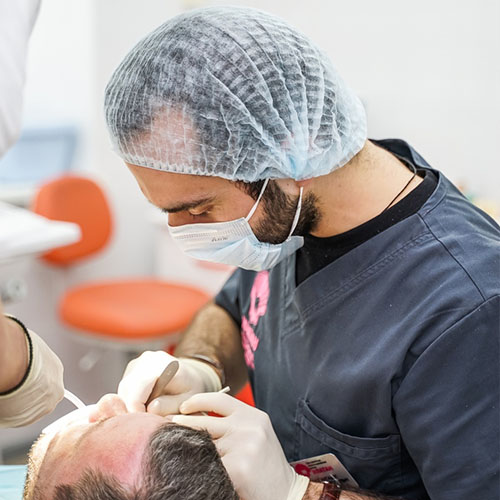 протезирование зубов в клинике ИЛАТАН