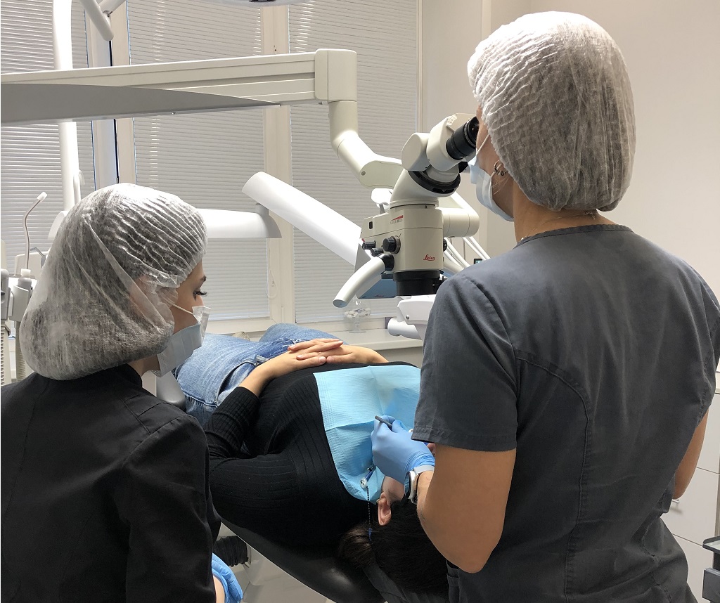 Протезирование зубов на имплантах