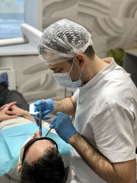 Зубы мудрости: удалять или оставить? Почему стоматологи рекомендуют удаление